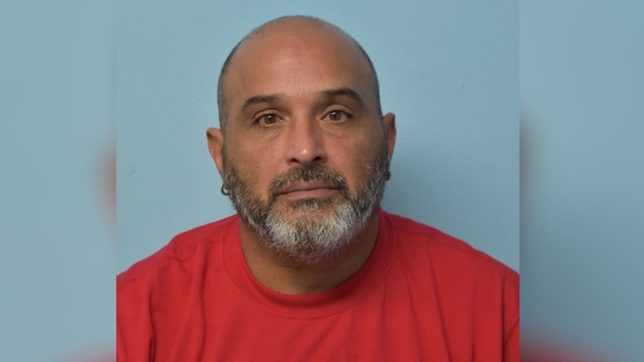 Era su vecino: nuevos detalles del hombre acusado de degollar y abusar de una mujer en Puerto Rico