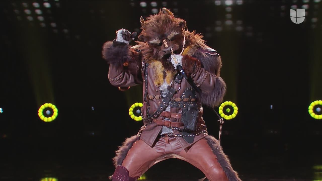 Después de la presentación grupal en la que participó Conejo, Catrina, Minotauro, Camaleón y Zorro, el primero en cantar en solitario fue el monstruo de la mitología griega. Minotauro cantó 'Despacito', el tema que le dio vuelta al mundo en voz de Luis Fonsi.