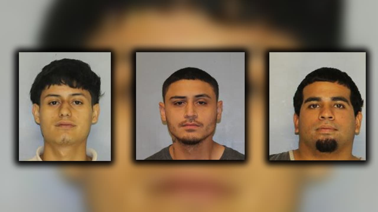 Tres hombres de una misma familia son acusados de integrar una banda de robo de carros en Georgia