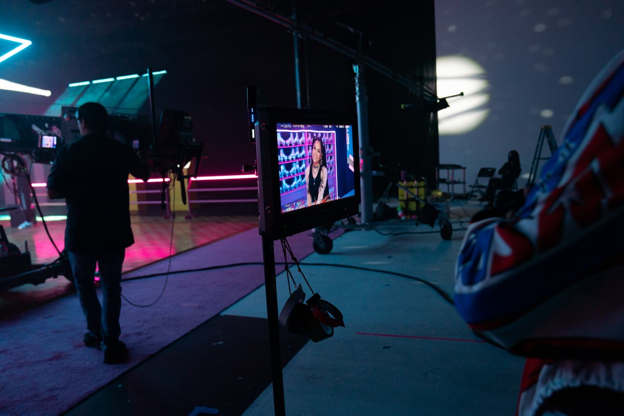 En este behind the scenes, te mostramos TODO de lo que se vivió en la grabación de 'Yummy Yummy Love'