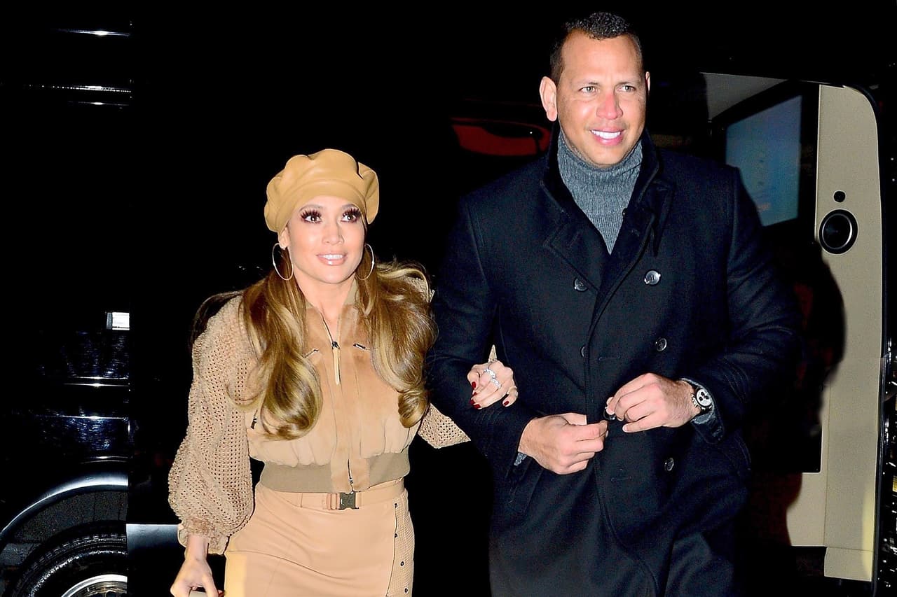 El ciclo siete que ahora comienza para JLo es de gran importancia porque después de varios años de inestabilidades emocionales y parejas sentimentales con las cuales ha ocurrido atracción y separación de forma cíclica, esta vez la situación ha cambiado, ambas familias se sienten felices con esa unión y parece que así también lo desea sobre todo la Diva del Bronx quien parece haber encontrado finalmente el amor compatible que la acompañará al altar y vivirá con ella muchos años.