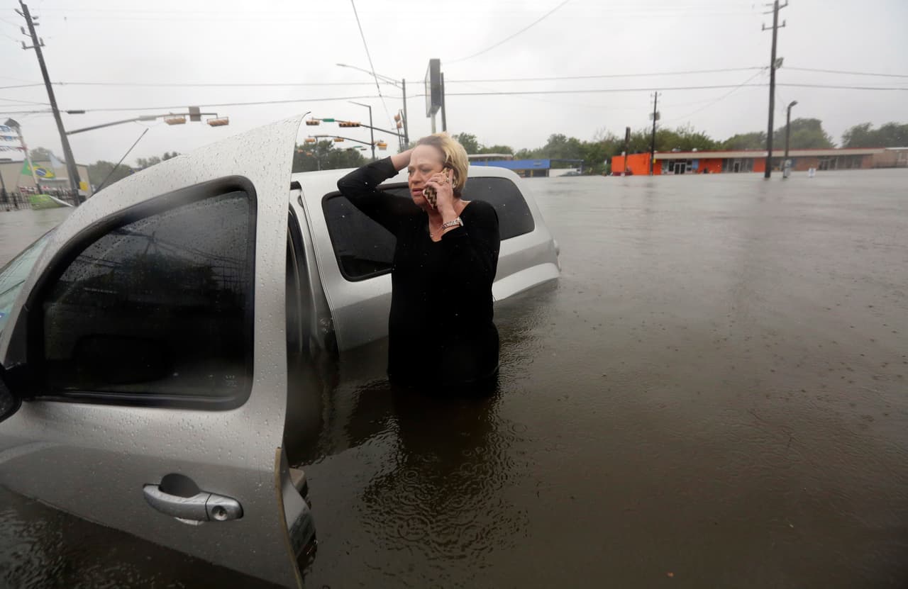 FEMA está bajo la lupa por su manejo de la emergencia que deja Harvey en Houston