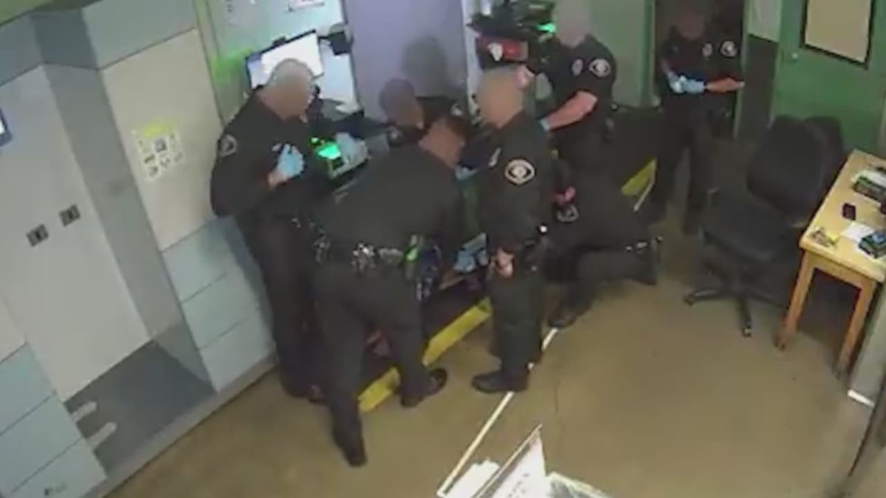 Investigan muerte de hombre en custodia policial tras arresto en Los Ángeles