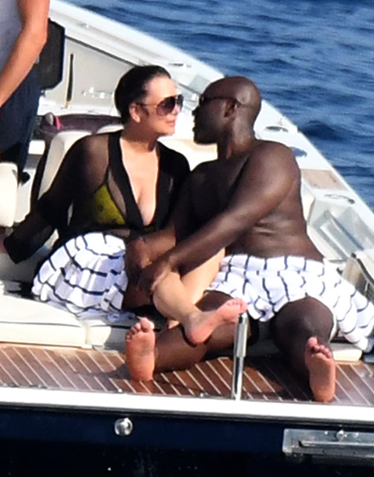 En noviembre de 2014 se confirmó que la ‘momager’ de las
<b>Kardashian</b> mantenía una relación con el productor y desde entonces ha aparecido en la serie de telerrealidad de la famosa familia.