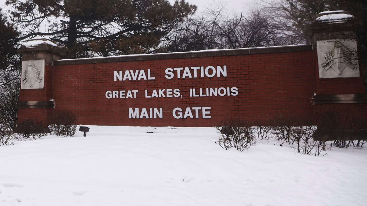 Base naval en Chicago se usaría para operaciones de ICE tras aprobación del Pentágono