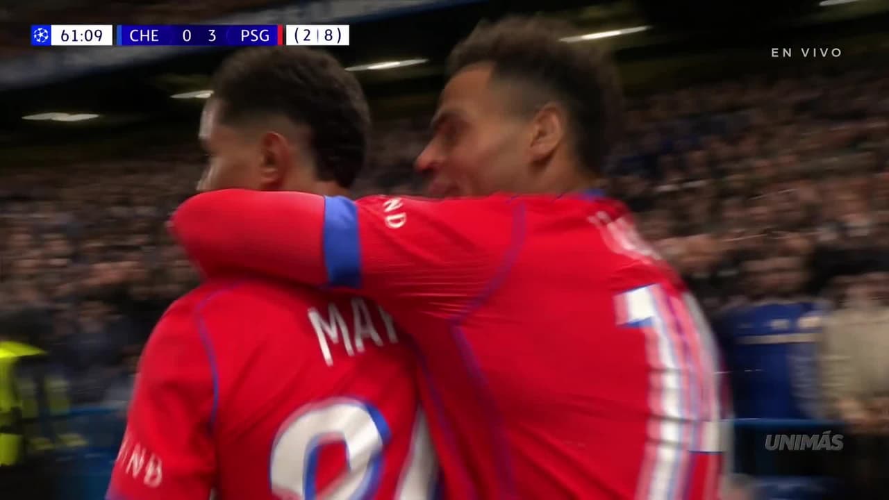 ¡Mayulu sentencia el partido! PSG marca el tercero y la afición comienza a irse