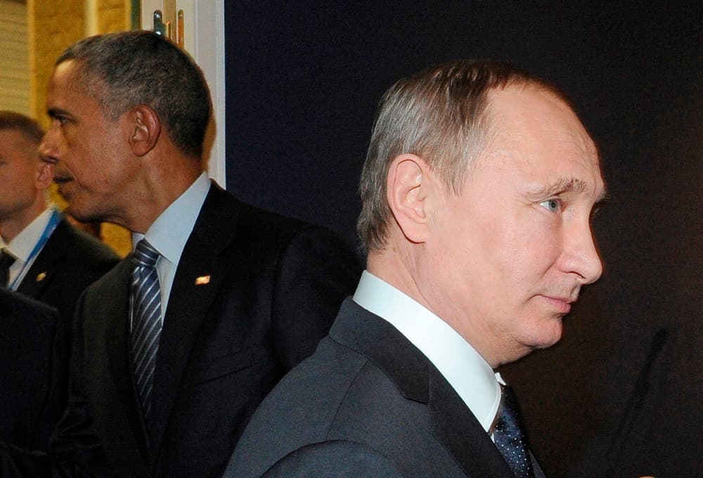 Obama se reúne con Putin para aliviar tensiones
