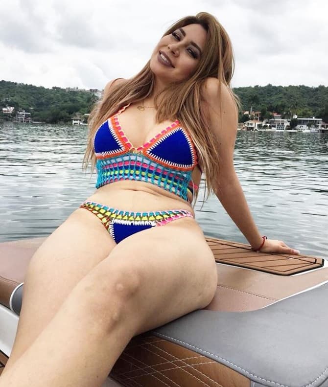 En su canal de YouTube 'Bebeshita' comparte con sus seguidores historias de su vida personal, anécdotas de trabajo y consejos de belleza.