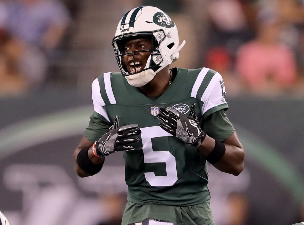 22) 
<b>Teddy Bridgewater, New York Jets</b>. Bridgewater mostró de lo que es capaz hasta antes de la horrenda lesión que le hizo perderse todo 2017. Tiene presión de Darnold y de McCown si no funcionara.