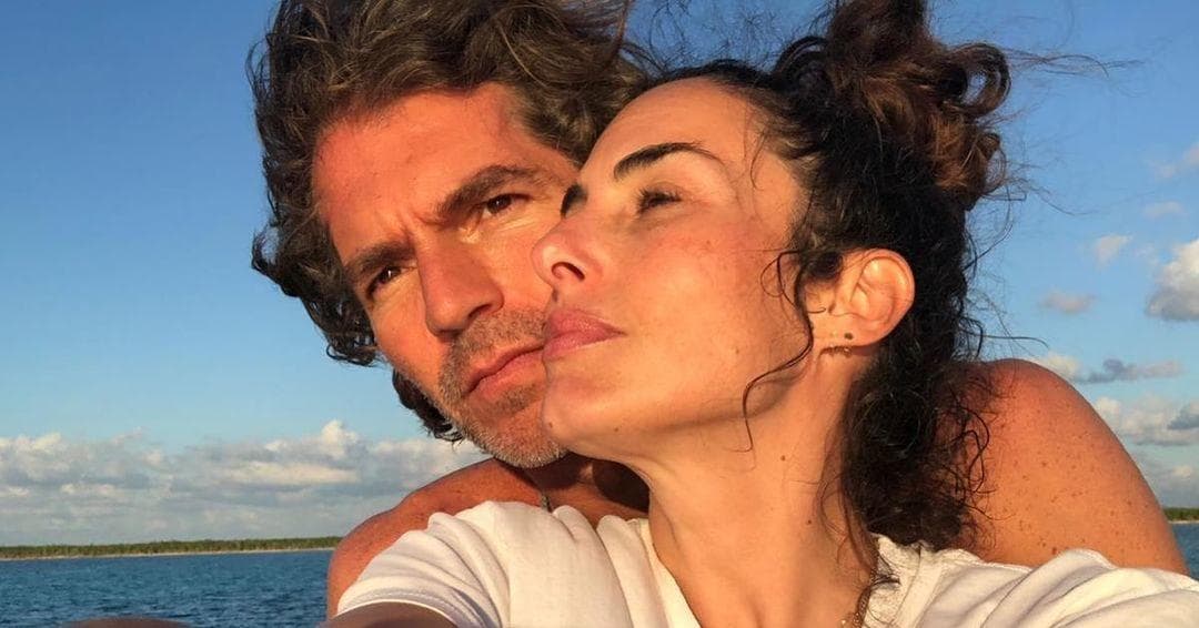 Desde que anunció su compromiso a la prensa, Ana Serradilla advirtió que
<b>su boda sería un evento privado</b> y así fue, pues en doce meses no se filtró ni una sola imagen.