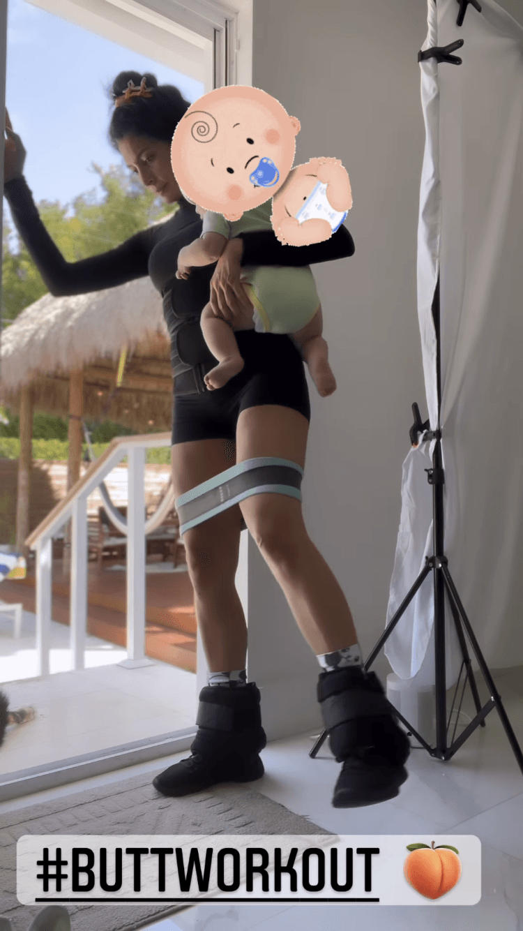 Las bandas de resistencia son sus grandes aliadas para ejercitarse.