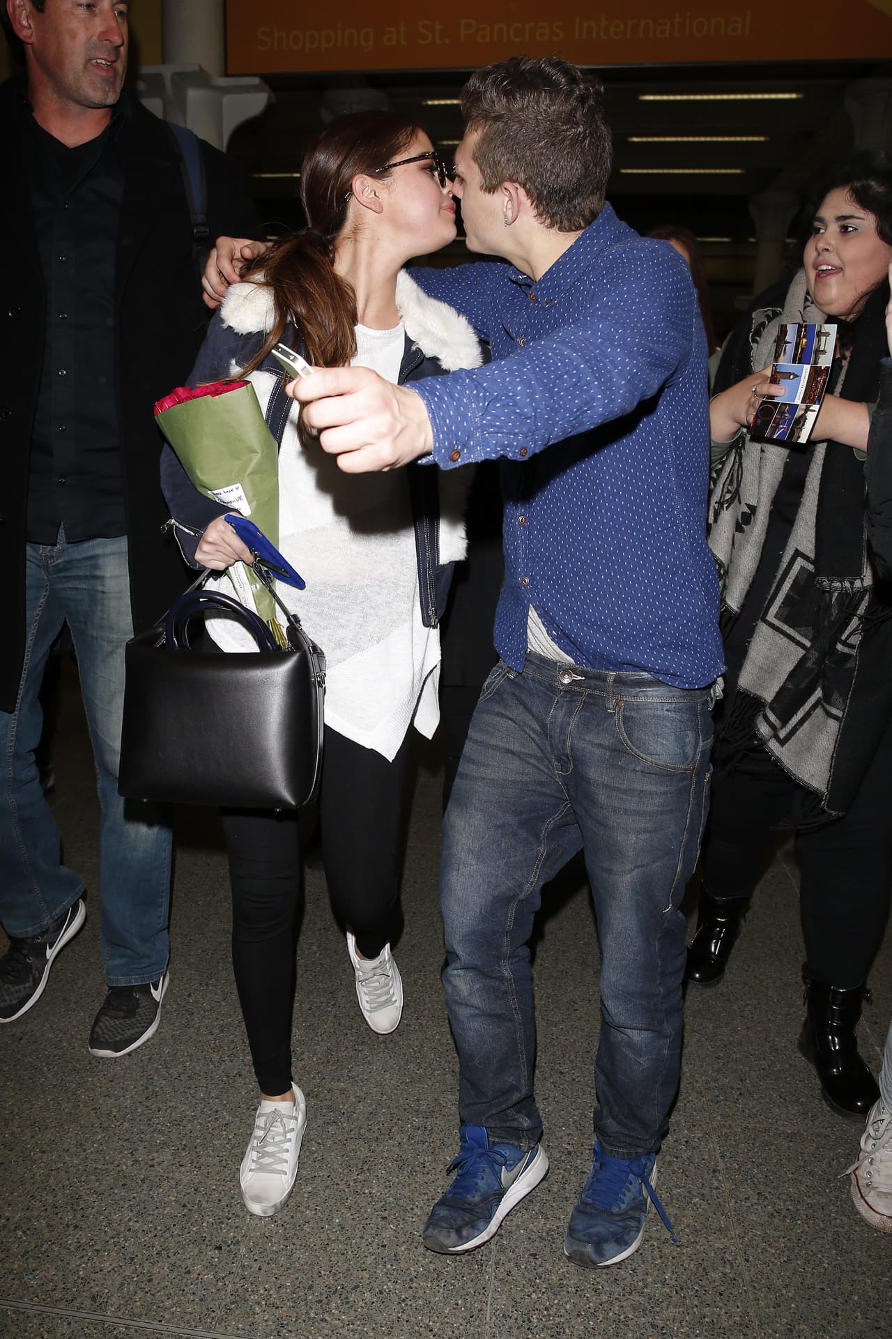 ¡Quería su beso y toda la cosa!