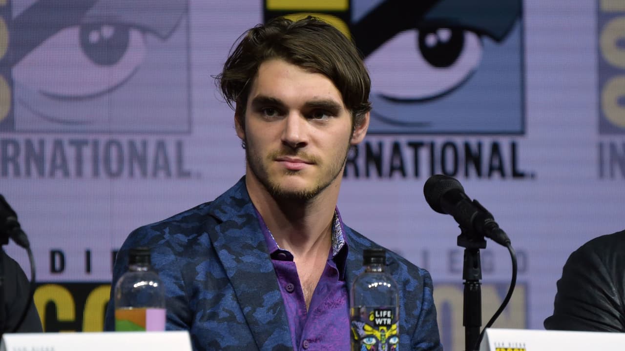 Muerte de RJ Mitte: Lo que se sabe hoy del deceso del actor de 'Breaking Bad' y de la despedida de Bryan Cranston