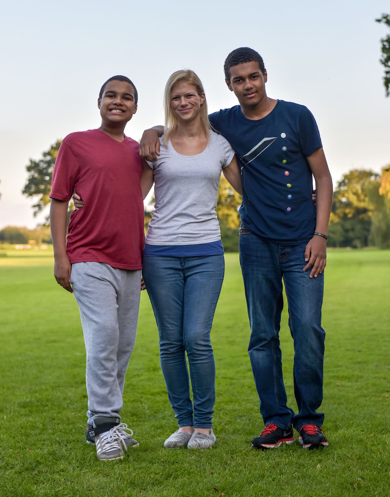 Los jovencitos adoran el esfuerzo que hizo su madre para cambiar su vida.