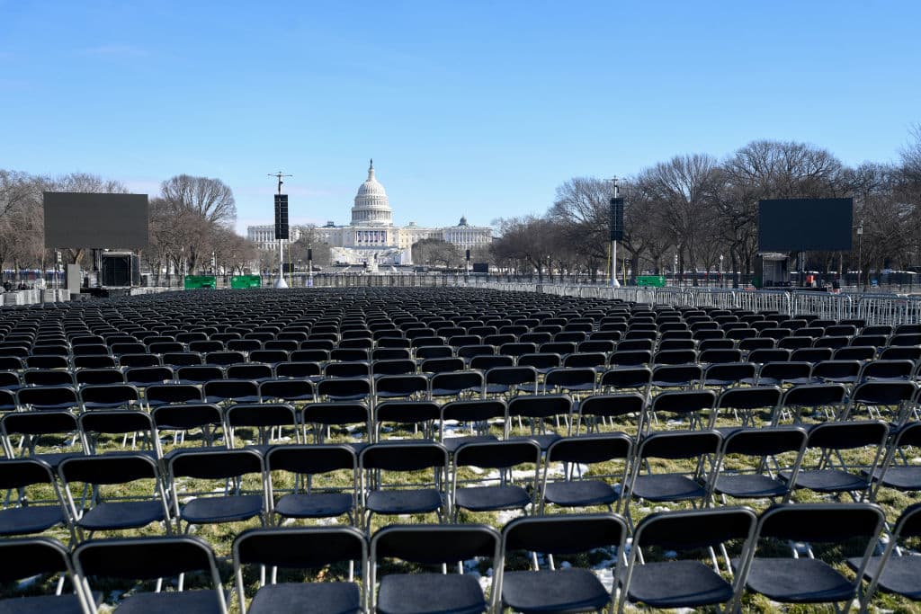 El Servicio Meteorológico Nacional pronostica temperaturas de 22 grados Fahrenheit (-6 grados Celsius) al mediodía, cuando está programada la ceremonia.