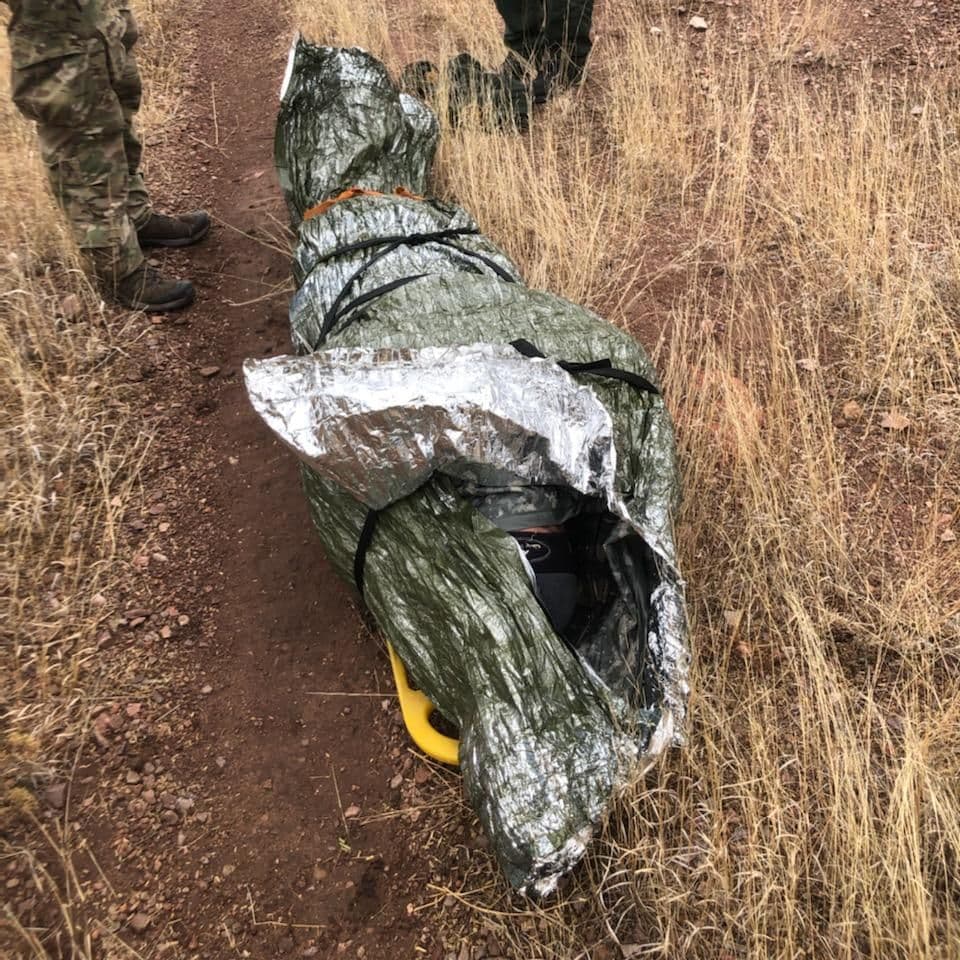 Un ciudadano hondureño que se encontraba perdido cerca de Amado, Arizona se comunicó al 9-1-1. Los agentes de la estación de Nogales localizaron al migrante. Un agente certificado por EMT y BORSTAR proporcionaron ayuda porque presentaba una posible hipotermia y una fractura de tobillo. El inmigrante fue transportado a Tucson y se recuperó.
