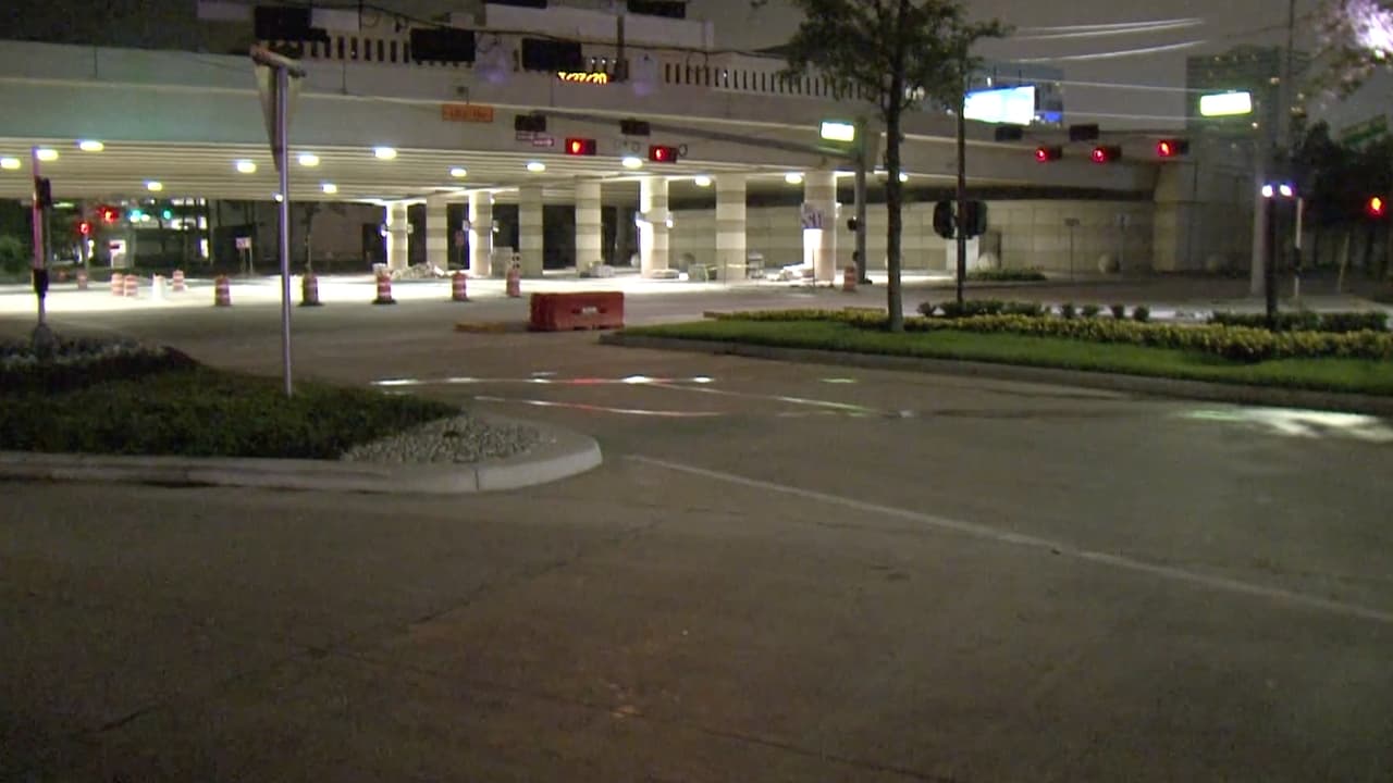 Los supermercados permanecen abiertos durante la orden y las farmacias también.