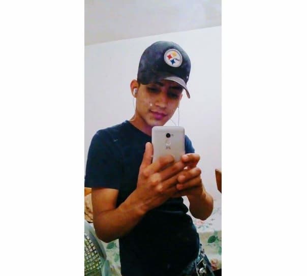 Aunque la cantante tuvo un buen año a nivel profesional, la familia Villarreal fue marcada por la tragedia en el mes de julio, cuando su medio hermano, Édgar Villarreal, hijo de su padre, Víctor Villarreal, fue 
<b><a href="https://www.univision.com/famosos/familia-confirma-asesinato-del-medio-hermano-de-la-cantante-mexicana-alicia-villareal-fotos">presuntamente asesinado</a></b> en Nuevo León, México.