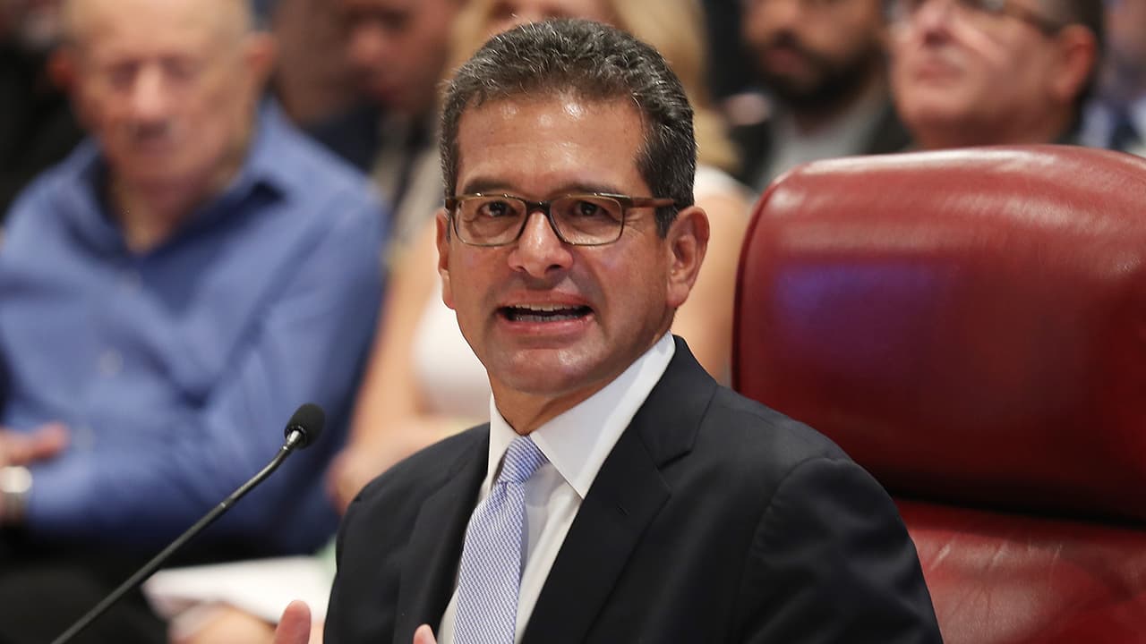 <a href="https://www.univision.com/local/puerto-rico-wlii/elecciones-estados-unidos-2020/pedro-pierluisi-gana-la-candidatura-a-la-gobernacion-por-el-partido-nuevo-progresista">Pedro Pierluisi venció a Wanda Vázquez</a> en la primaria del 
<a href="https://www.univision.com/temas/partido-nuevo-progresista-pnp">Partido Nuevo Progresista</a>. Pierluisi anteriormente ha fungido como Secretario de Justicia y Comisionado Residente en Washington.