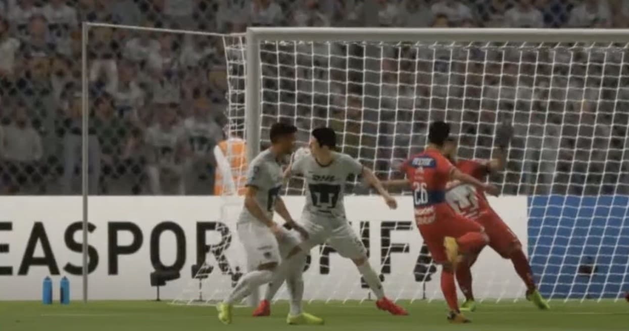 Los Pumas de Alejandro Zamudio vivieron una pesadilla en su debut luego de ser goleados 1-8 por las Chivas en Ciudad Universitaria.