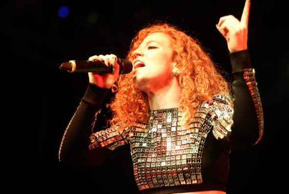 Jess Glynne también fue otra de las estrellas que hizo vibrar la edición 2015 de este Festival.