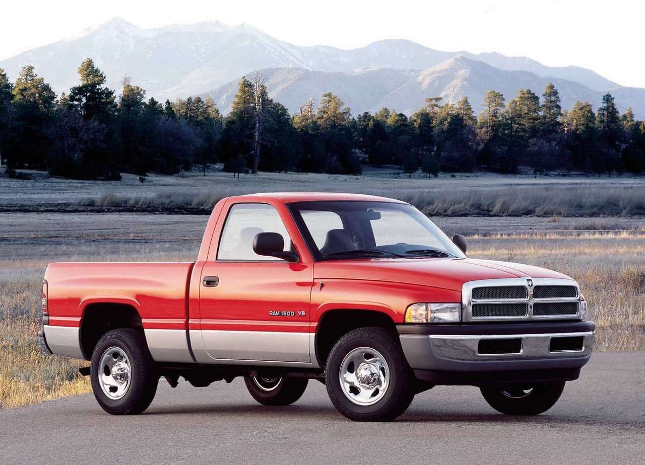 Aunque se mantienen en el Top 10 de los modelos más robados en Estados Unidos, las pickups de Dodge / Ram registraron una disminución del 6.5 por ciento, es decir, 776 robos menos que en 2017. Este cambio hizo que pasara de la octava a la novena posición en esta lista.