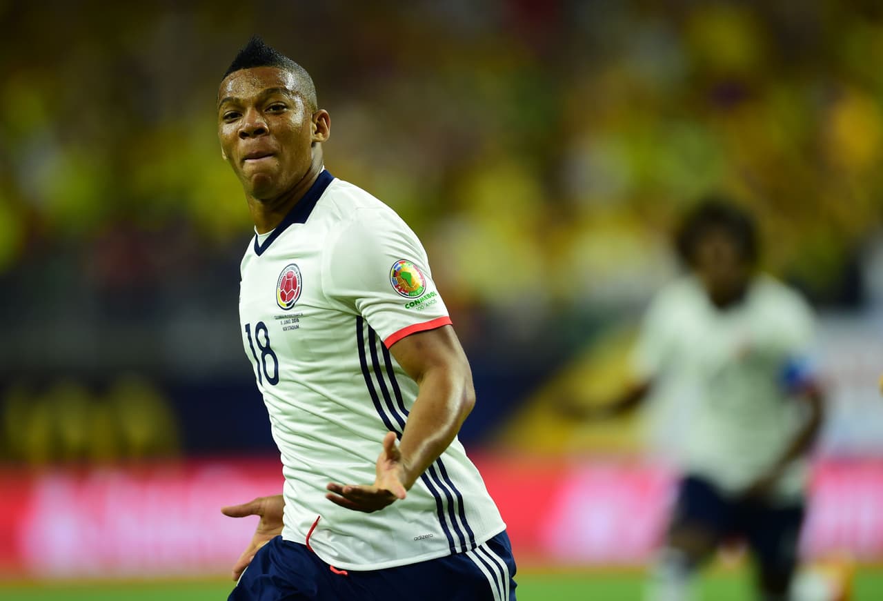 Finalmente otro 'cafetero' se ganó el reconocimiento del continente americano, el carrilero Frank Fabra, un jugador, veloz, potente y que si gana el mano a mano al rival seguramente enfilará hacia la portería rival.