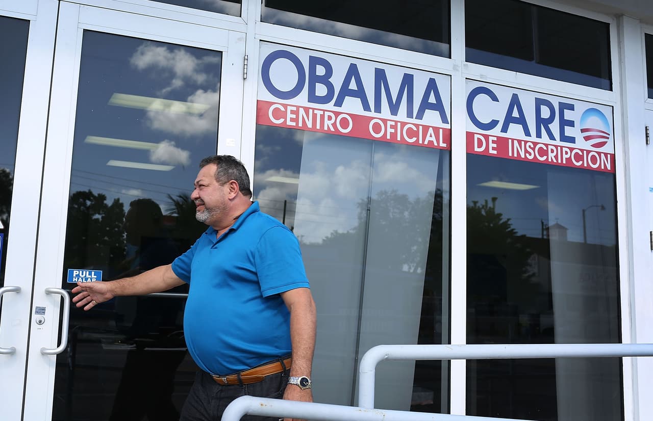 Estos serían los beneficios que no afectarán tu solicitud a la hora de pedir residencia permanente o ciudadanía. El Obamacare es uno de los que no será considerado como negativo.