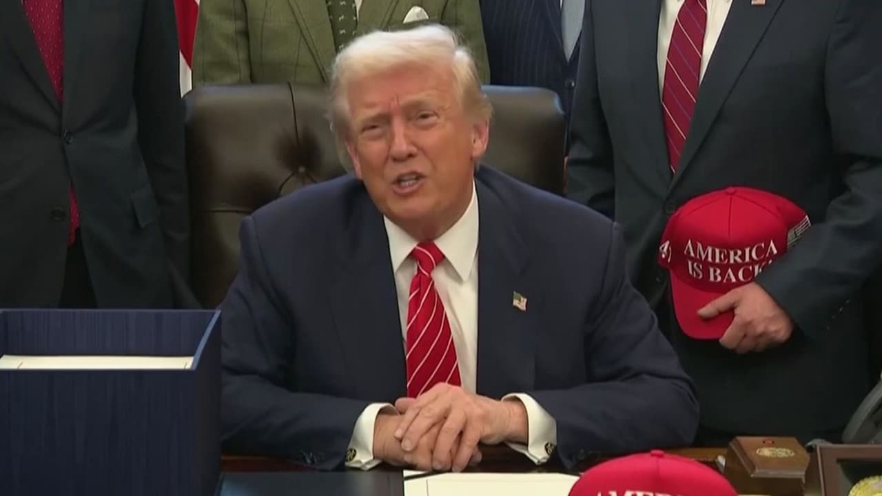 Nueva ofensiva de Trump contra medios: Abogado constitucionalista habla sobre la Primera Enmienda y la batalla legal
