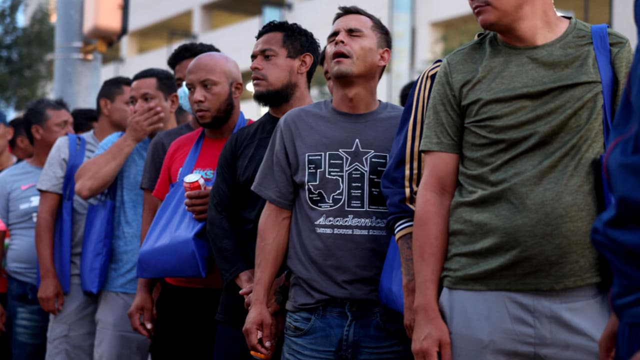 Lote privado en Brighton Park posible sitio para campamento de migrantes