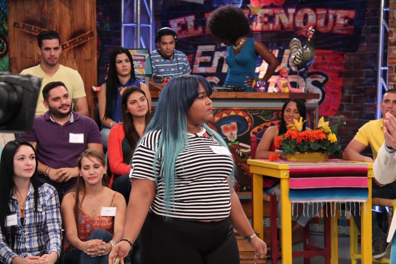 Dee escribió un tema musical, le pagó a su novia Killadamente para que lo promocionara pero esta no ha hecho nada.