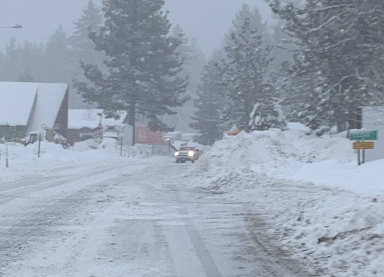 Fuerte ola de frío: Tormentas eléctricas, nieve y posibles deslaves en el sur de California