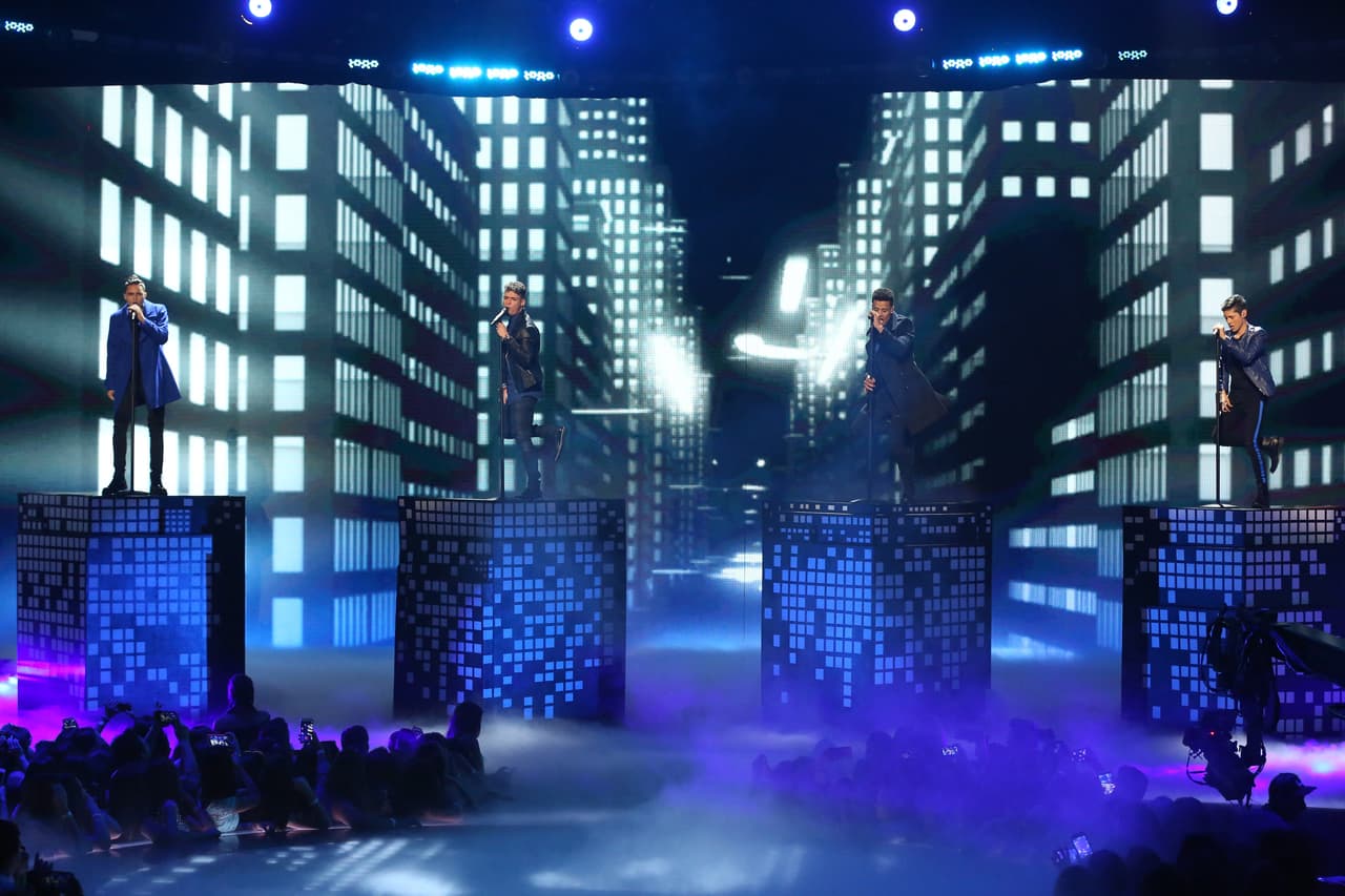 Brian, Garmandy, Christian y Edward conquistaron a las chicas.