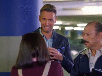 Otro que no la dejaba ni a sol, ni a sombra es Néstor; pero también ya le tocó ver a una Alicia renovada y que no se deja humillar.