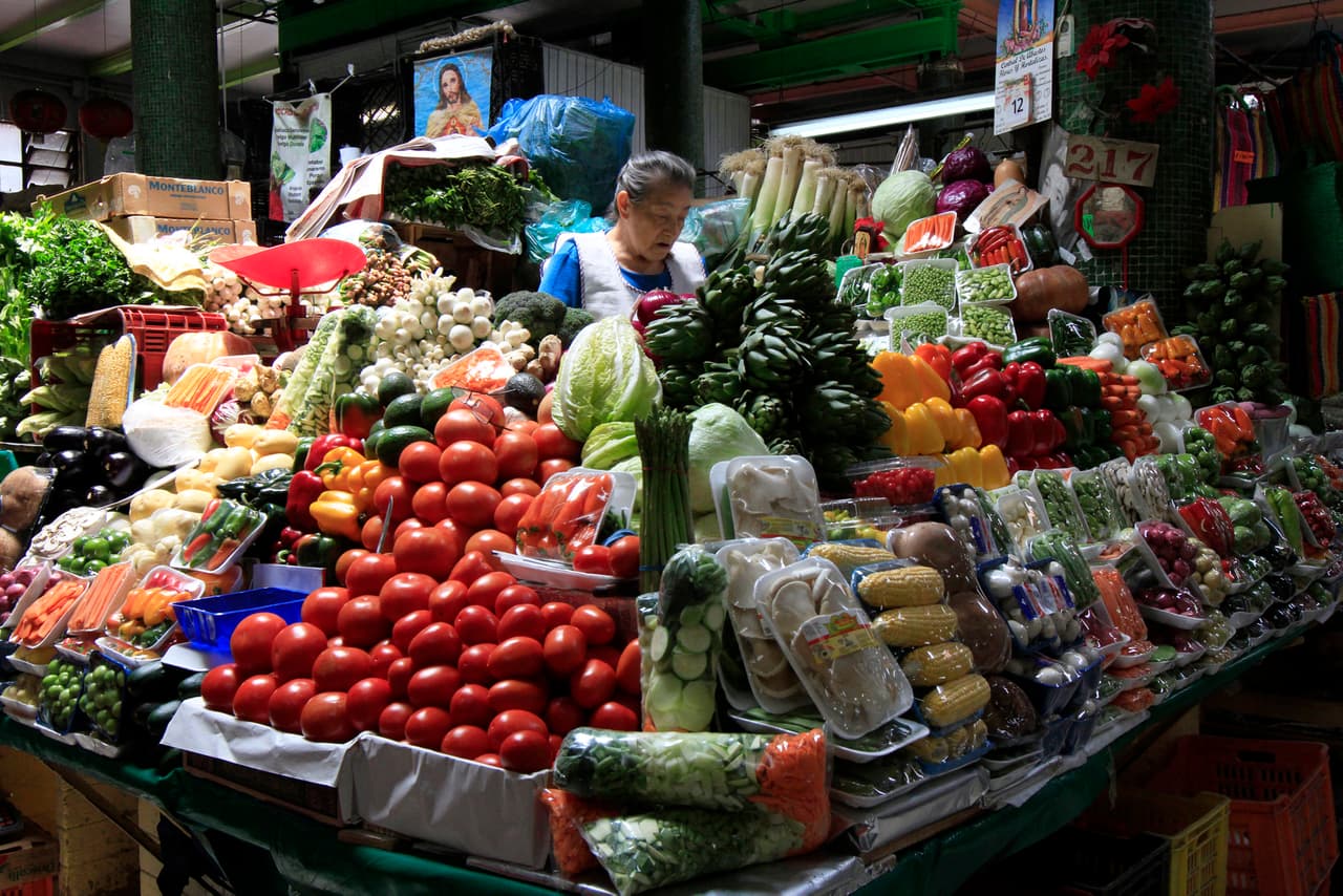 Frutas, frijoles y huevos, cómo influye la victoria de Trump en los mercados mexicanos