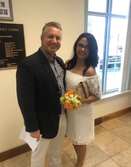 El 25 de mayo pasado la pareja realizó una íntima ceremonia en la que se casaron por el civil.