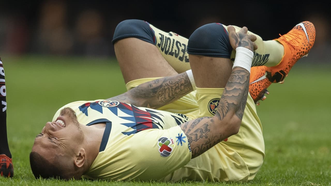 OFICIAL: Nicolás Castillo sufre fractura