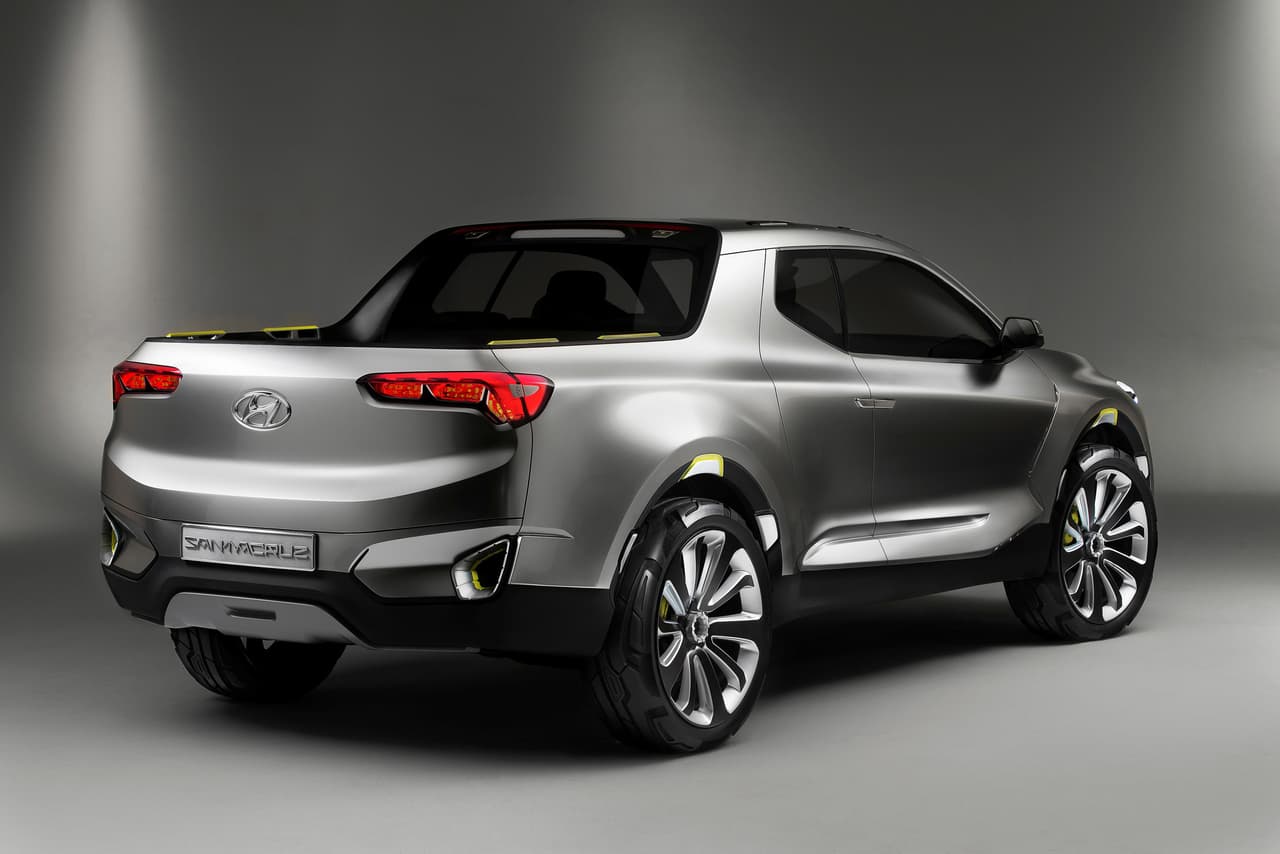 Hyundai
<b>no indicó la fecha de lanzamiento</b> de la nueva camioneta pero un reporte de
<a href="http://www.motortrend.com/news/2019-hyundai-santa-cruz-pickup-almost-ready/" target="_blank">Motor Trend</a> indica que podría estar lista para finales de 2018 como modelo 2019.