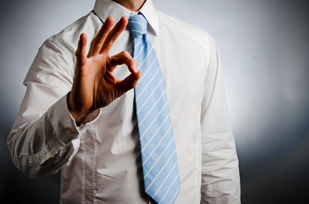 No hay nada definitivo, ni las separaciones ni las pérdidas de trabajo, ni las desilusiones ni las negativas, al contrario, todo se está reevaluando y avanzando positivamente hacia ti en este mes del Gallo del 2015.