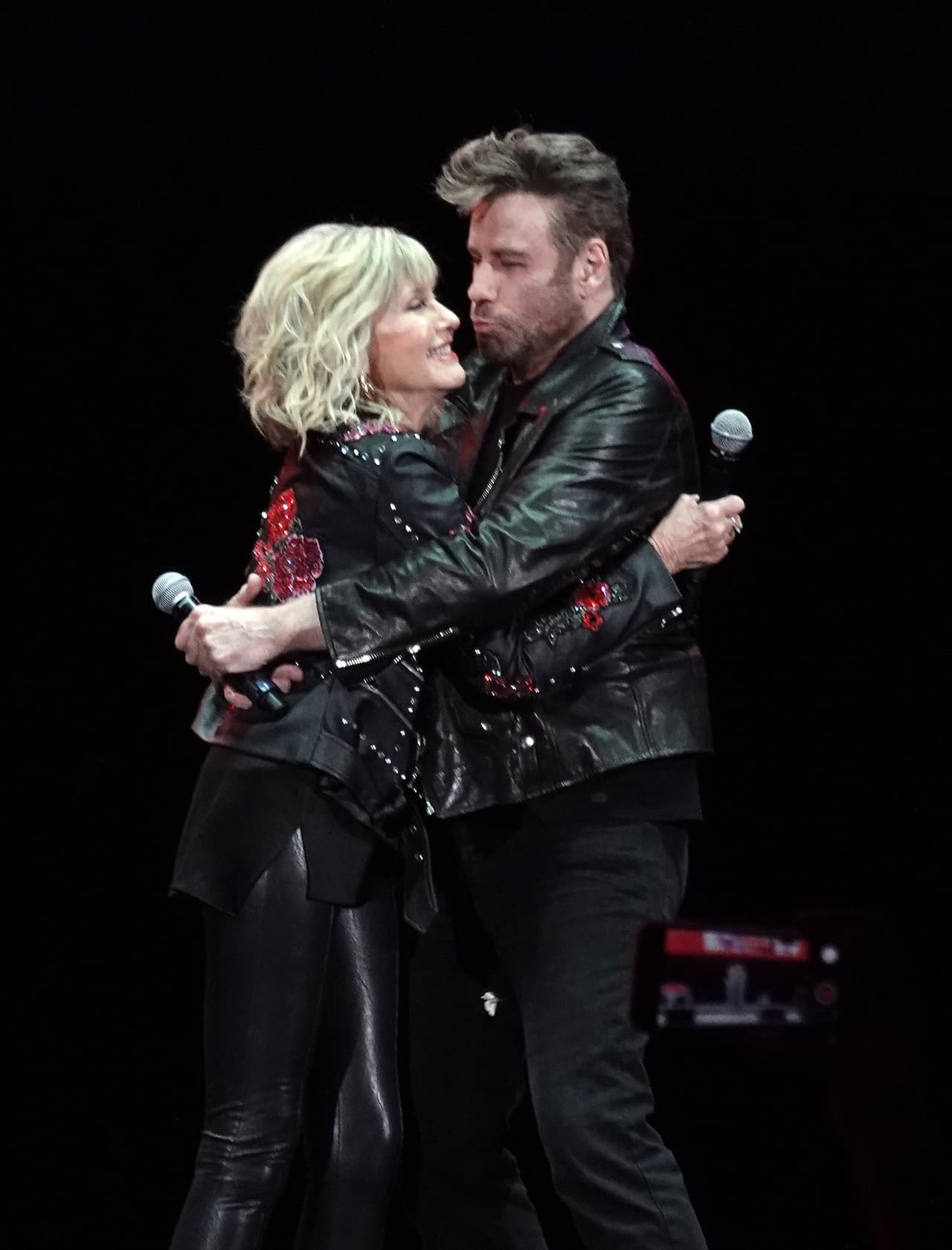 Hacía 41 años que John Travolta y Olivia Newton-John no actuaban juntos en un escenario.