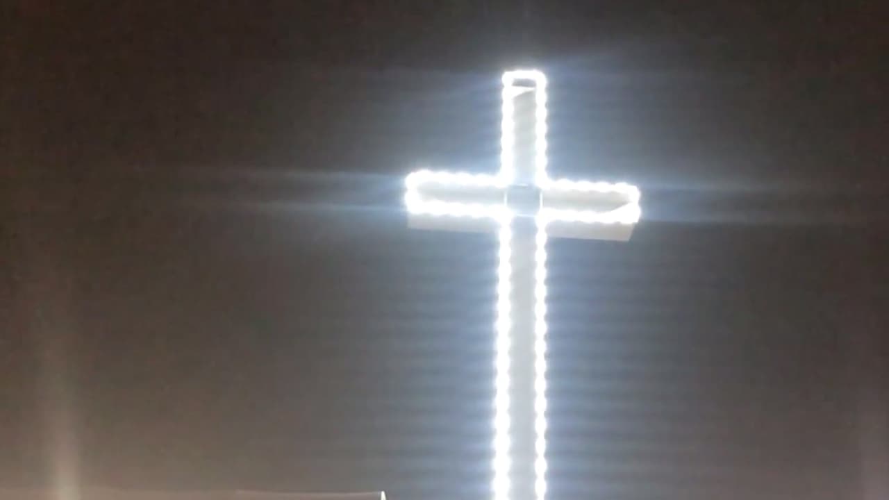 El papa Francisco también ofreció indulgencia plenaria a quienes decidieron celebrar desde casa.