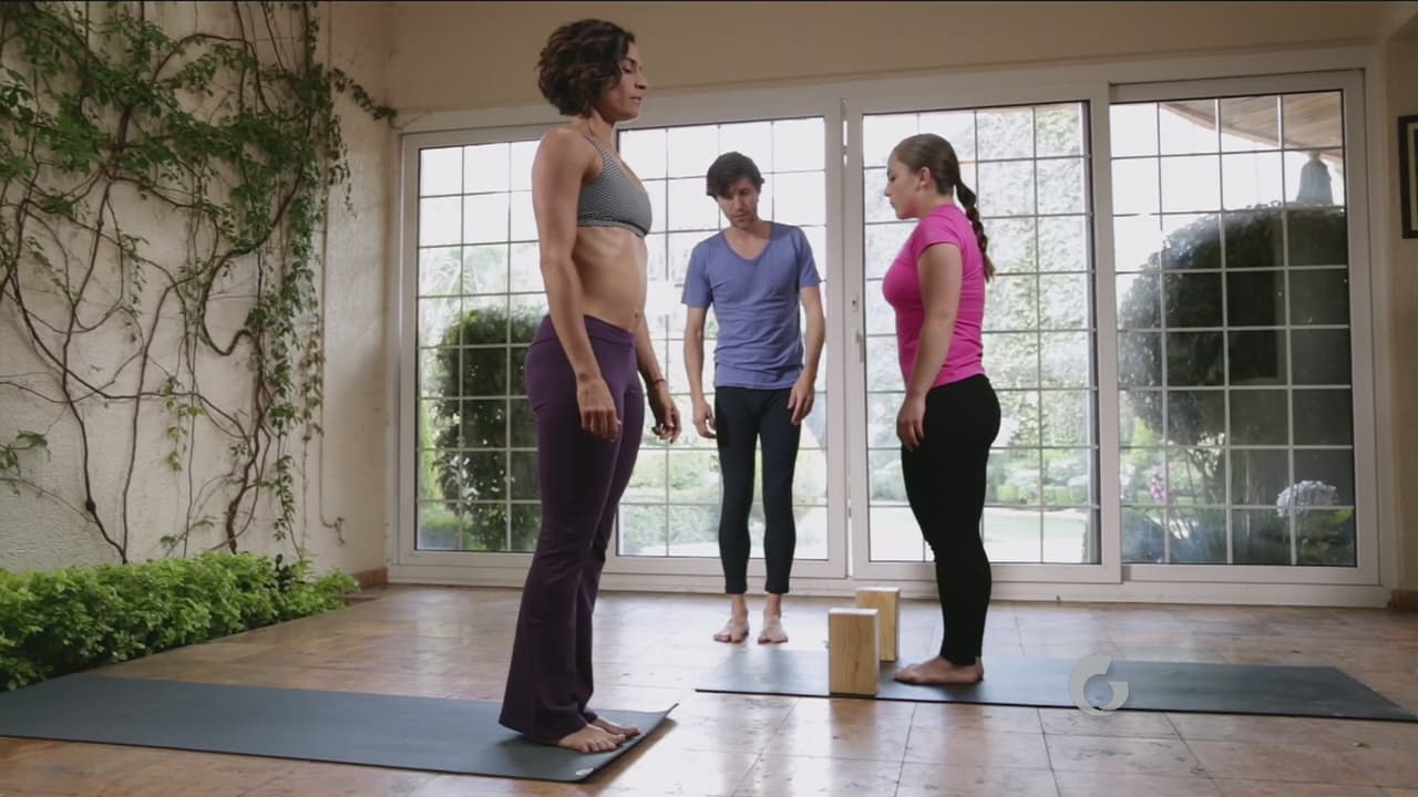 Y ahora vamos al otro lado, la misma postura pero con la otra pierna.