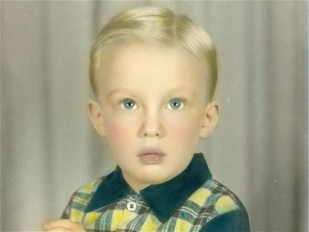 Donald J. Trump nació el 14 de junio de 1946 en Queens, Nueva York. Sus papás fueron Frederick C. y Mary MacLeod Trump.