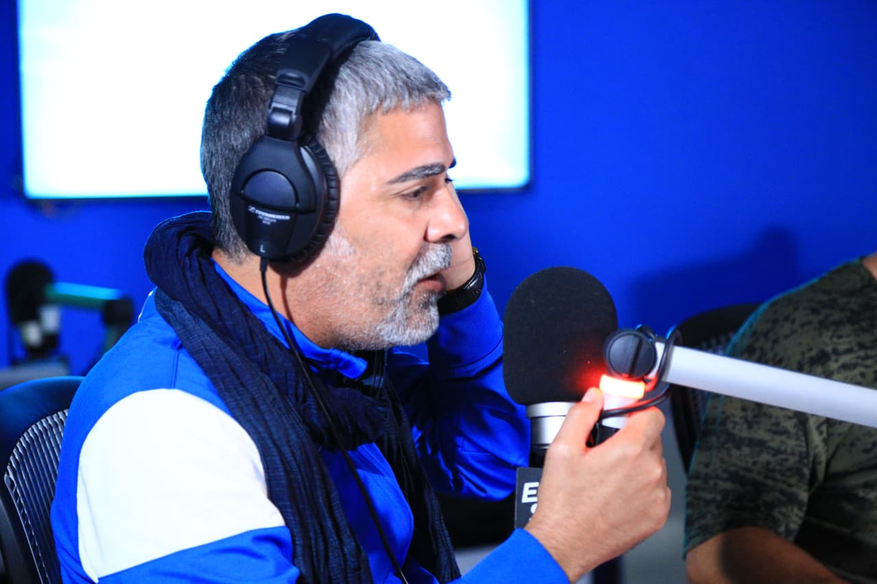 Después de 7 años ausentes de los escenerios, Los Orishas regresan a presentarse en Miami, pero primero no podía faltar una visita al Enrique Santos Show.