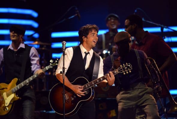 Luego llegó el turno para el boricua Luis Fonsi.