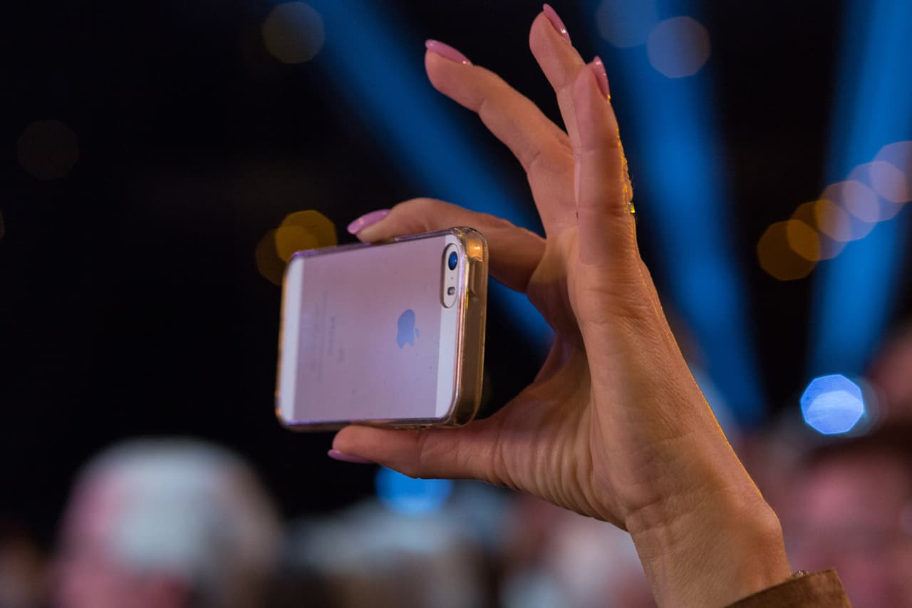 Caso Apple: Autoridades podrían pedir desbloqueos de teléfonos de inmigrantes