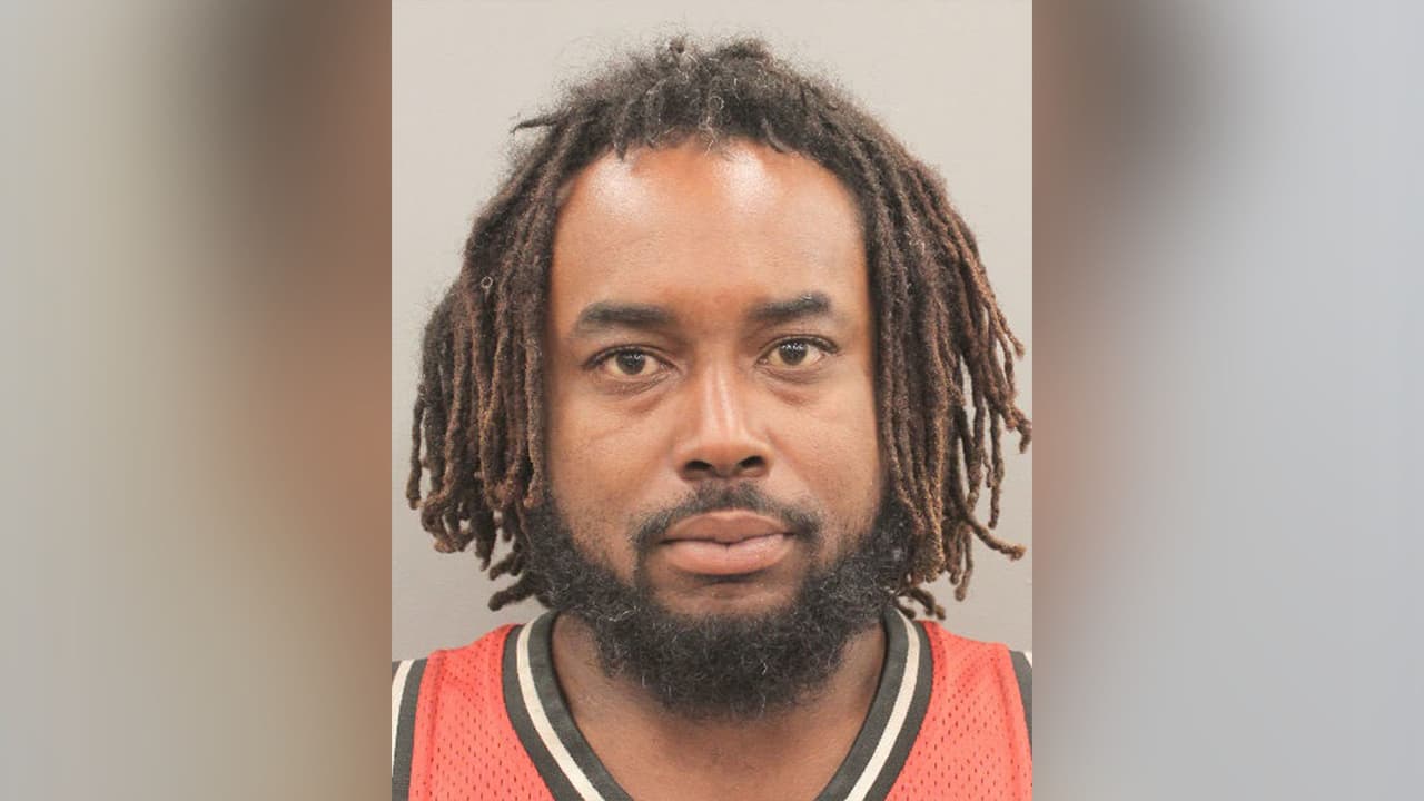 Francois Dionne Sonier, está acusado de agredir a un servidor público.