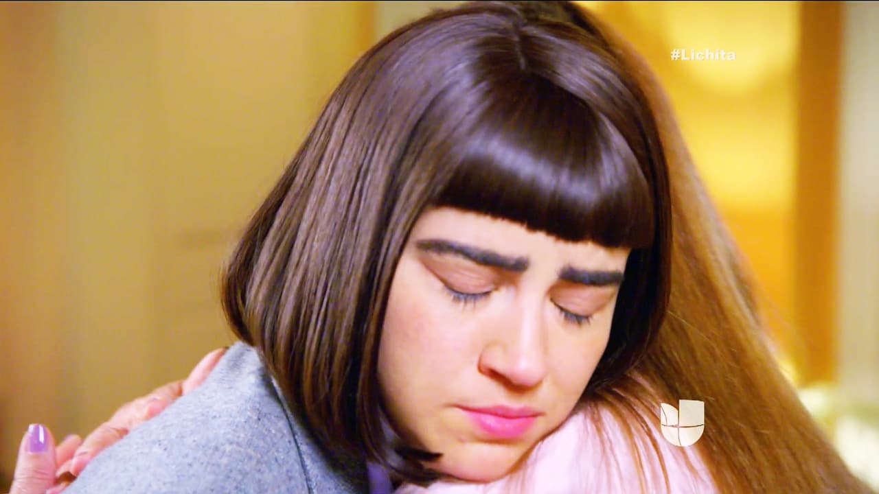 En Antes Muertas Que Lichita, Lichita sufre de amor por culpa de Luciana y también le está haciendo frente a sus problemas familiares.