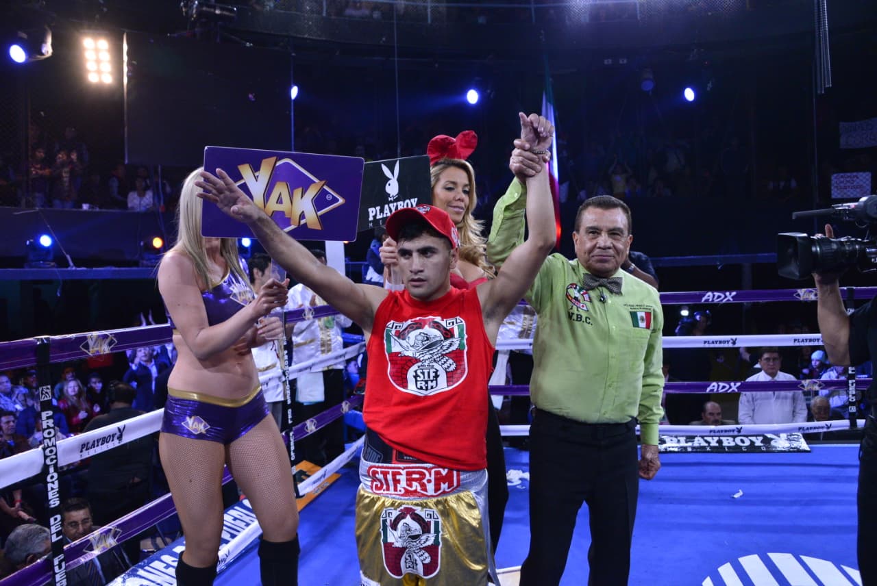 Mexicano Juan 'Churritos' Hernández espera a Román 'Chocolatito' González