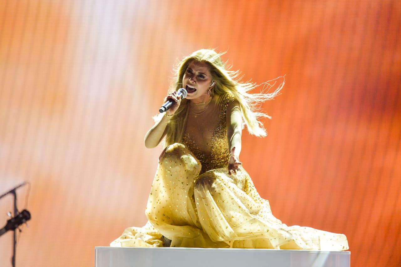 Es una intérprete muy apasionada.